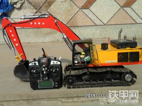 自制挖掘機