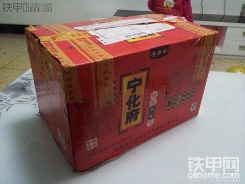 康明斯發(fā)動機(jī)到家了，有點(diǎn)慘??！