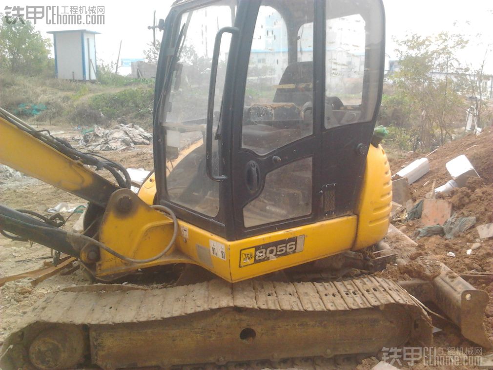 低价出售JCB8056挖掘机（八成新，带GPS），13万