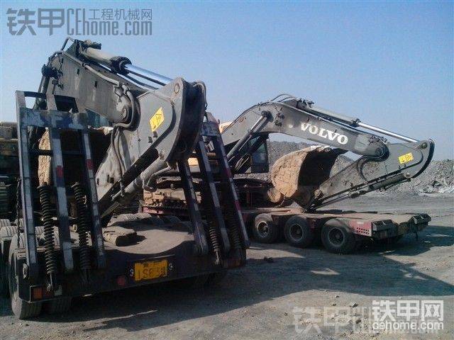兩兄弟一起工地回家了！

