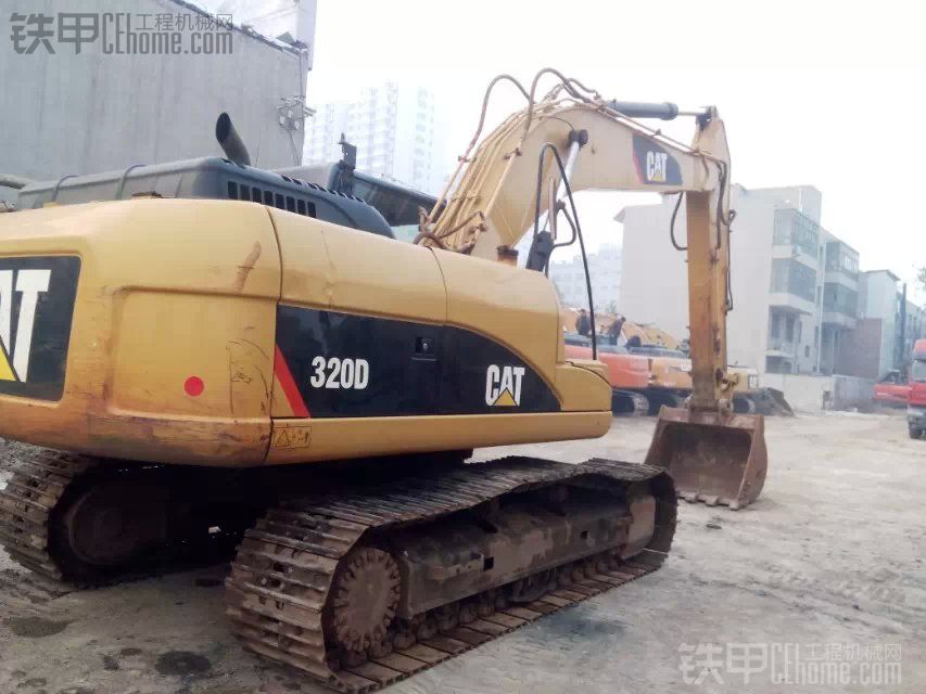 卡特彼勒 CAT320D 二手挖掘價格 73萬 1500小時