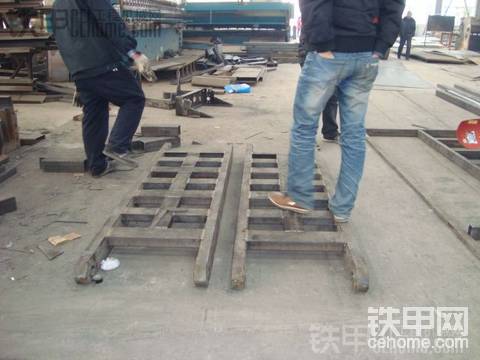 解放J6拖板車廠家改裝全過(guò)程圖片