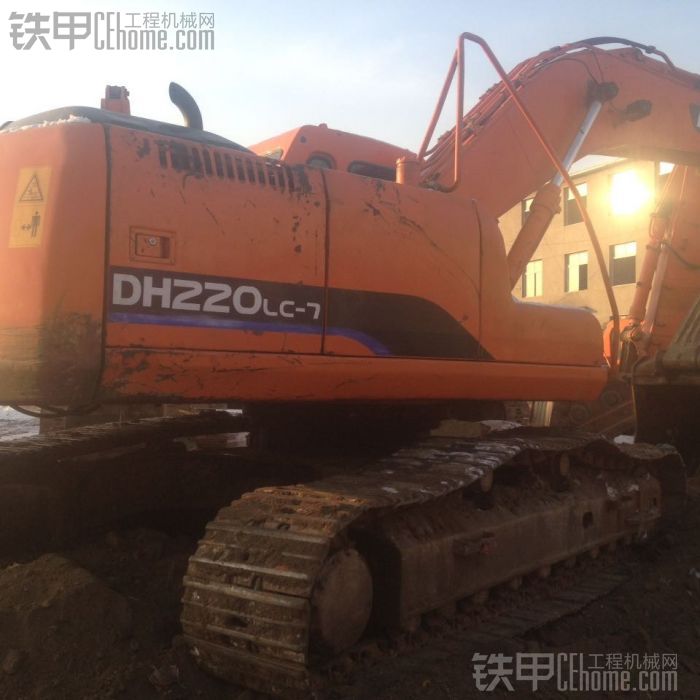 斗山 DH220LC-7 二手挖掘機(jī)價(jià)格 24萬 8837小時(shí)