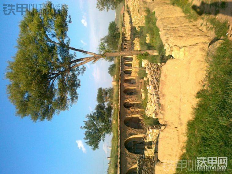山西`朔州居住的村庄，风景也不错
