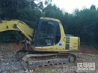 請各位兄弟幫我看看這臺小松120-6值多少錢