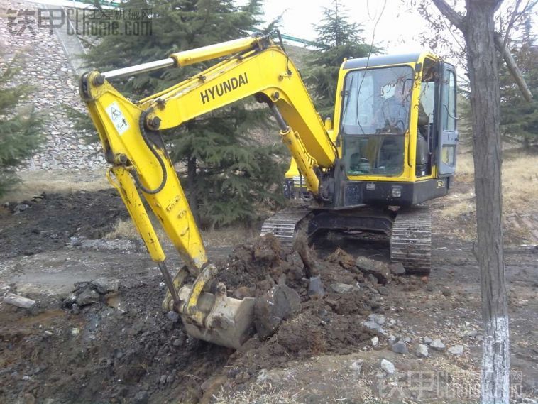现代 R60-7 二手挖掘机价格 13万 9000小时