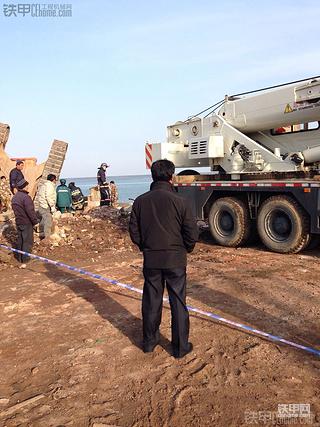 两半斗山300lc-7就这么倒了