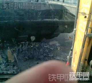 大家快来看我挖的是什么……