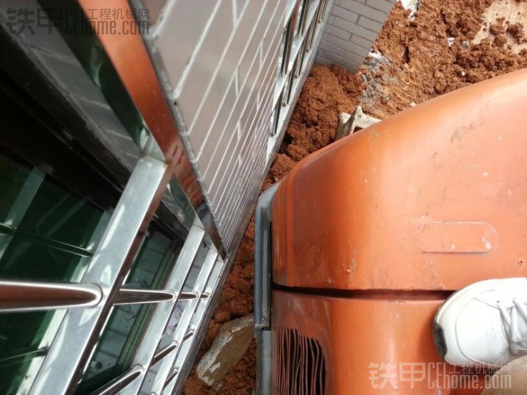 革命尚未成功，同志仍需努力！