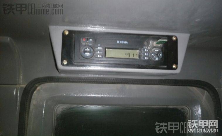收音機(jī)效果還不錯(cuò)，要是我開的話肯定會(huì)裝個(gè)低音炮
