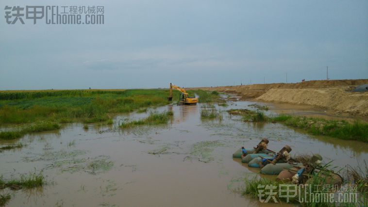 长臂挖掘机佳木斯七台河鸡西牡丹江