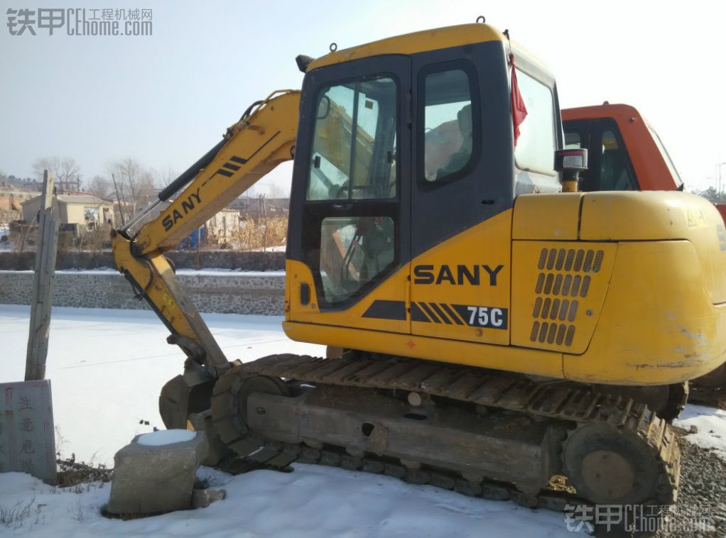 三一重工 SY75C-8 二手挖掘机价格 19.8万 4800小时