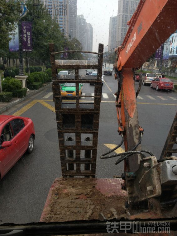 小胖明天就要干活了，今天洗一下車。（另附去年工作雜圖）