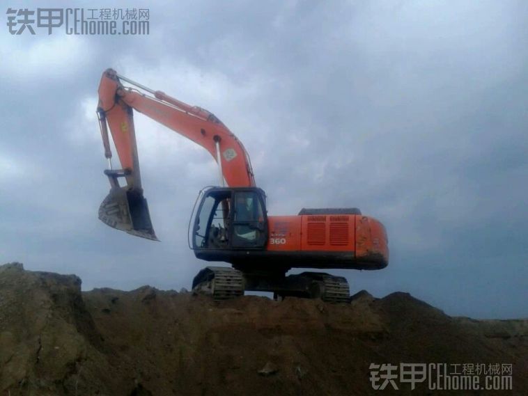 再发几张干活时的照片，沿途风景