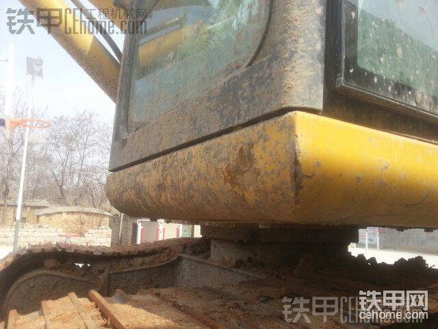 2013年小松60-8！還有一年銀行，急售15206915788
