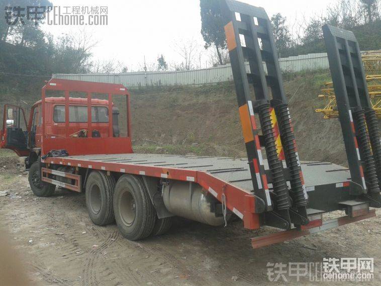 80公分的三根粗壯的錳鋼最長爬梯

