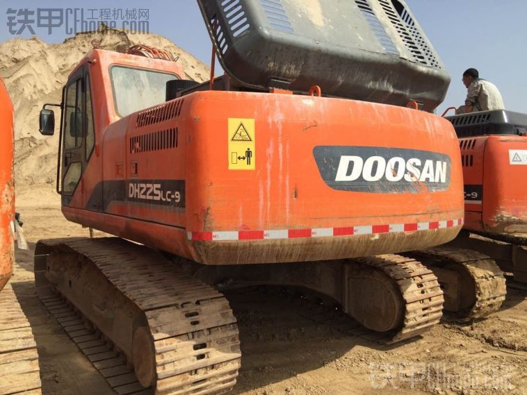 斗山 DH225-7 二手挖掘机价格 29万 8000小时