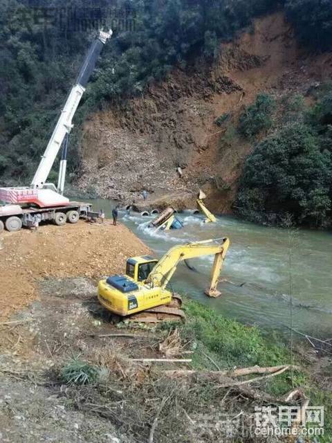 CAT323悲剧了 老板欲哭无泪