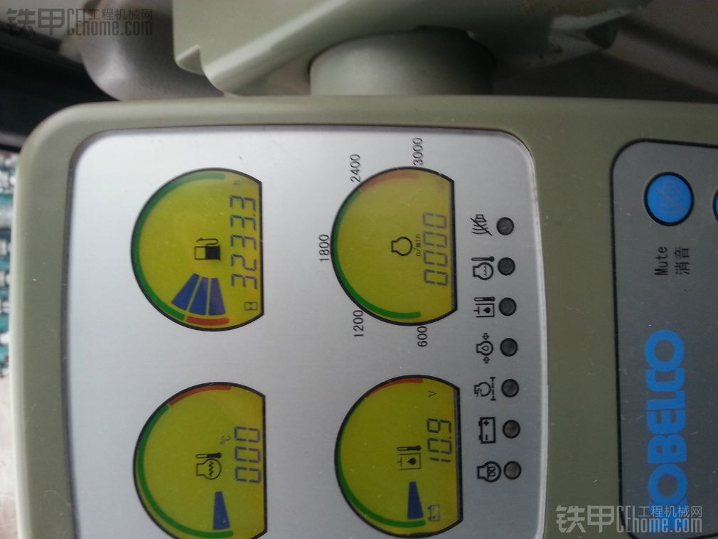 神鋼 SK60-C 二手挖掘機(jī)價(jià)格 23萬 3000小時(shí)