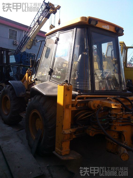 实拍JCB4CX 两头忙