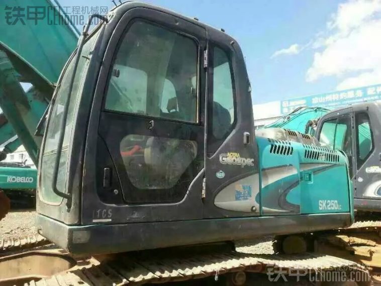 神钢 SK210LC-8 二手挖掘机价格 30万 7000小时