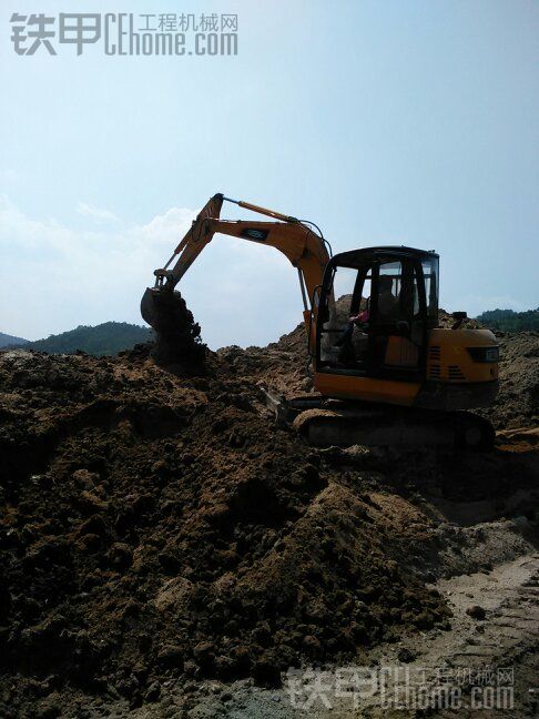 雷沃60挖機1500小時！賣了！