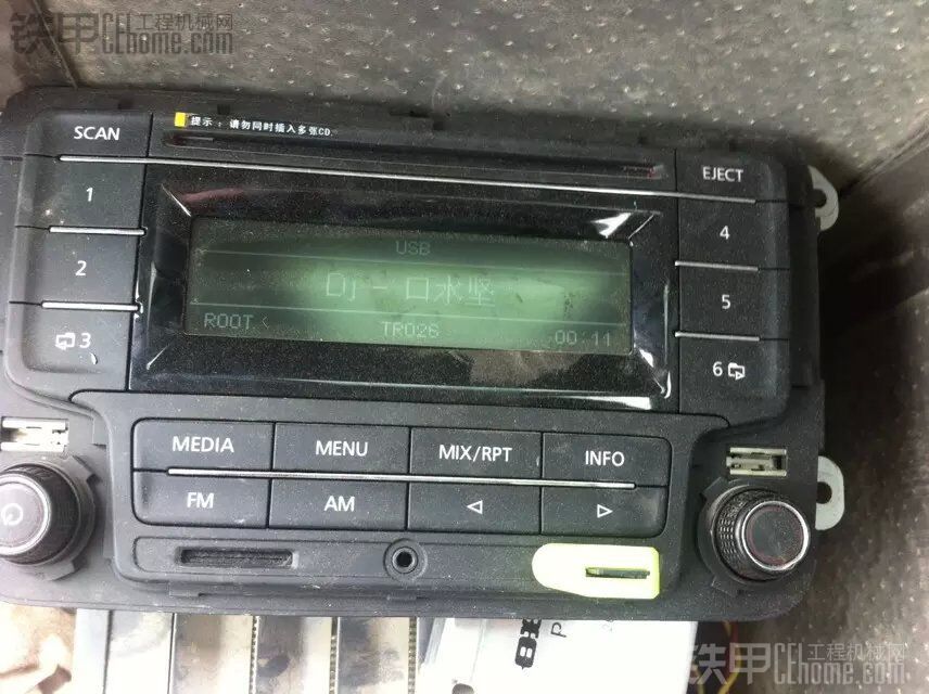 DIY鏟車CD音響，未完工