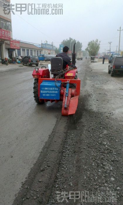 路緣石滑滑機，瀝青砂帶機，開溝機