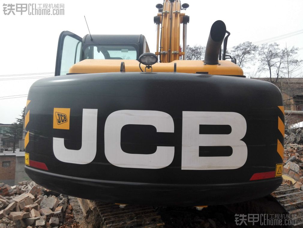 JCB JS130LC使用报告（附细节照片）