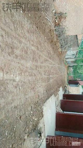这样路基应该怎么修？求大师赐教