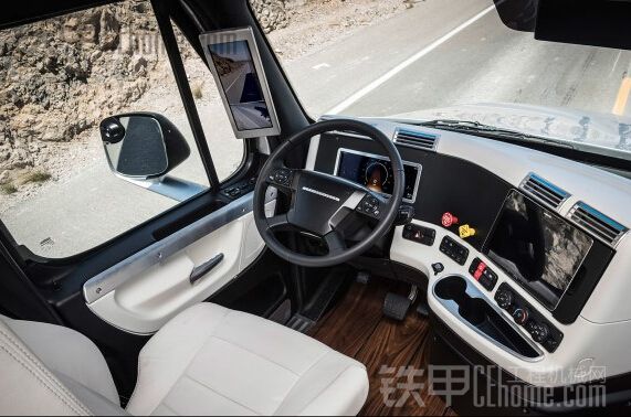 威武霸气 世界第一辆无人驾驶卡车
