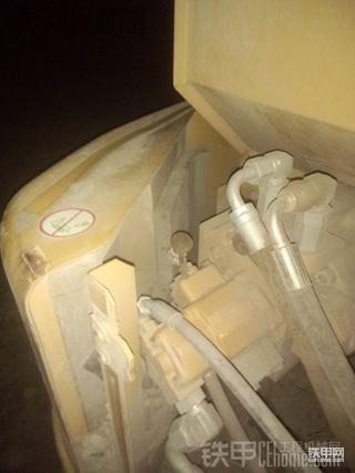 11年卡特306d挖機(jī)液壓油高溫！