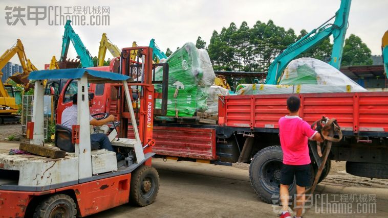 上车，出发，走咯