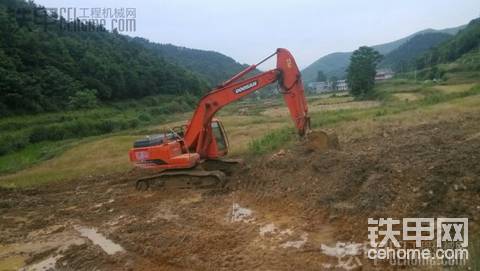 哪个知道挖机的时间在哪改啊