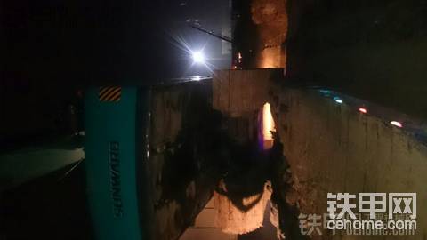 昨天晚上來個雙飛，