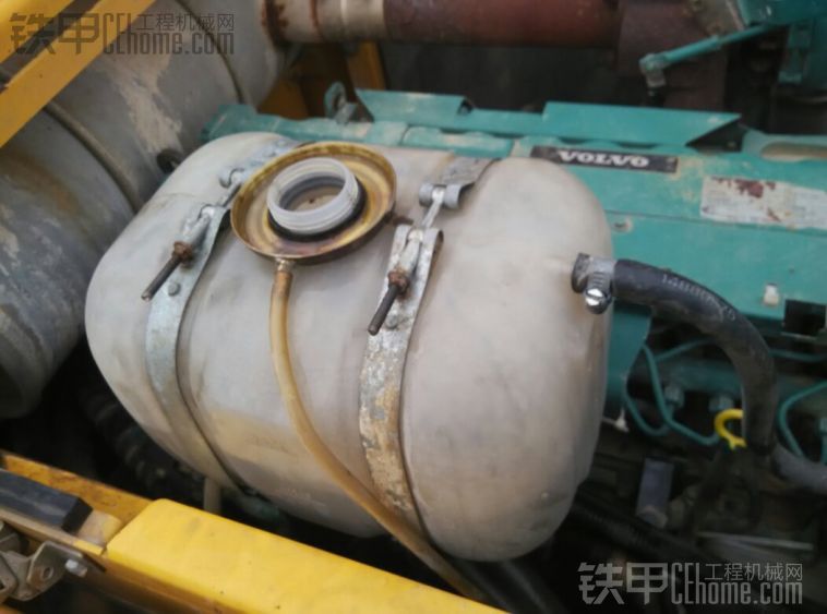 沃爾沃210機油散熱器