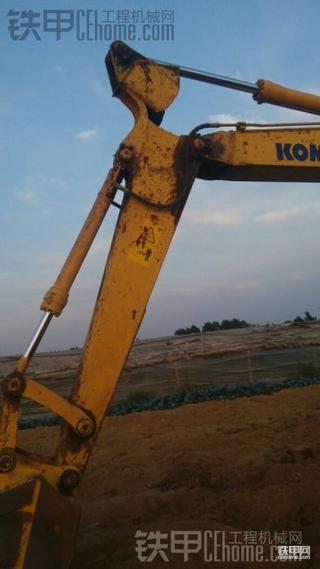 小松质量有谁监督