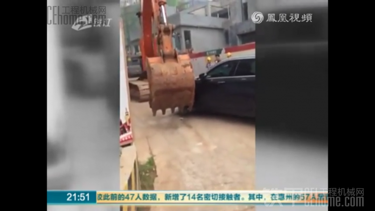 宝马单挑挖掘机被秒杀