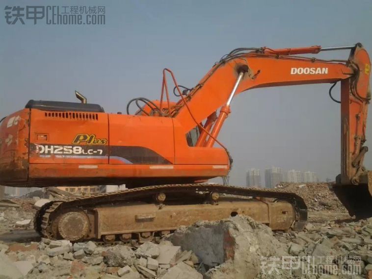 斗山 DH258LC-7 二手挖掘机价格 25万 10000小时