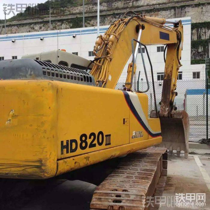 灰泵的但朱仔泵己換老板開價45、地盤不行但機頭還是很給力、沒怎&