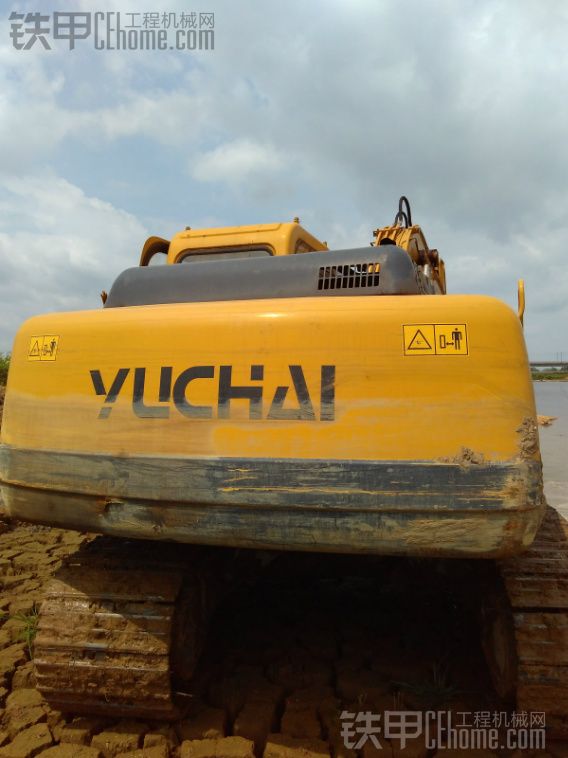 玉柴 YC135-8 二手挖掘机价格 18万 5863小时