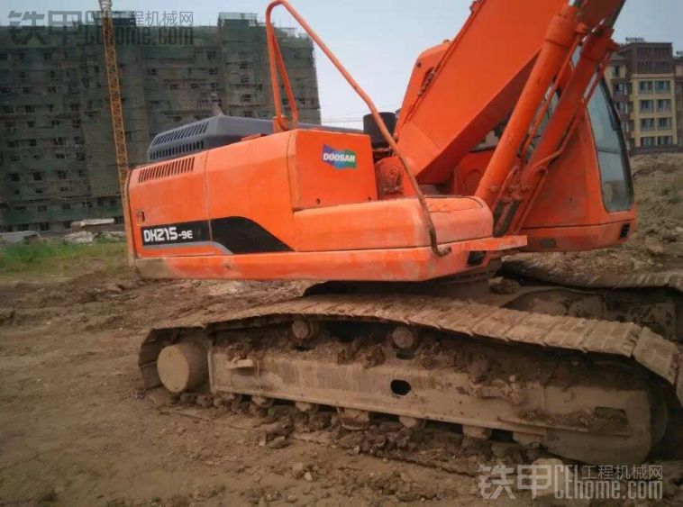 斗山 DH215-9E 二手挖掘机价格 35万 6000小时