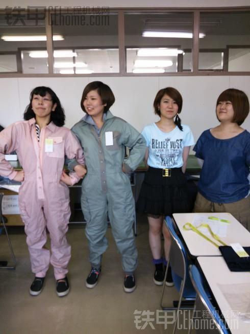 【日本女機(jī)手】之再度來襲。這個(gè)【婊砸】有點(diǎn)猛。