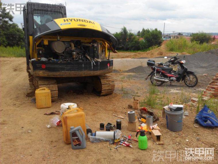 挖機目前沒出現(xiàn)什么問題，
