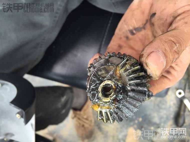 大家猜猜這是哪個地方的小齒輪，有沒有人遇到過這種情況，才1600&#20010