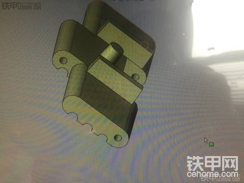 結(jié)合3D打印技術自制挖機第一代