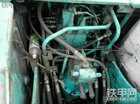神鋼 SK200-5 二手挖掘機價格 7.8萬 14000小時