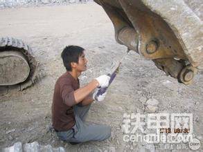 后来我们都成这样的，工头催的急，中午床上休息不了，休息打黄&#2