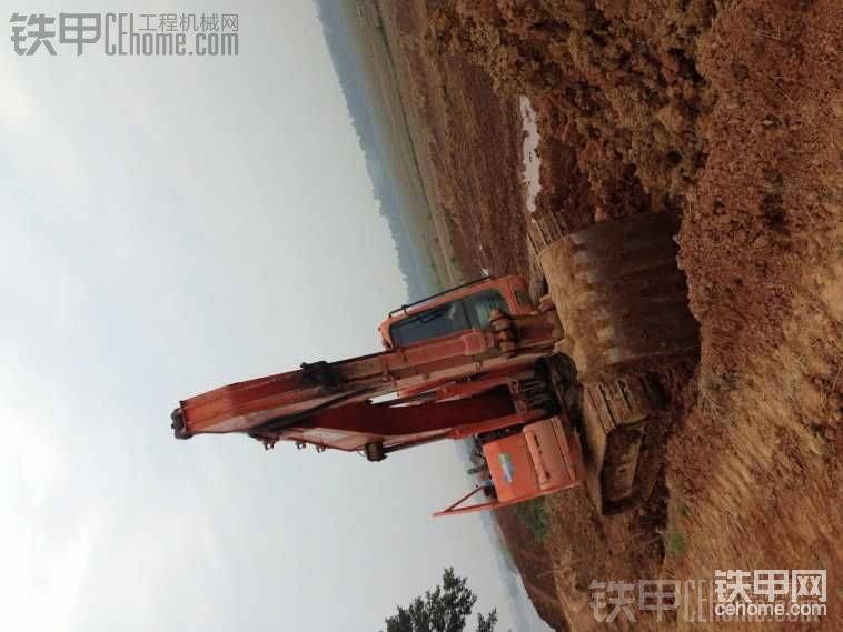 校油泵时拍的，一个月校三次，都没校好，后来排气管一直冒黑烟[/p