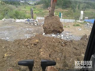 新增的日立120 干活情况